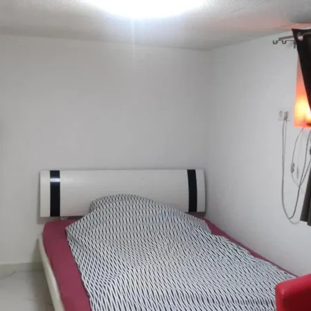 2 Trọ Trái Chung Nhau Buồng Tắm Và Nhà Vệ Sinh Affittacamere Magonza