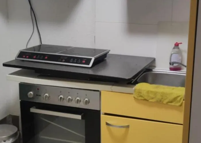 ゲストハウス 2 Phong Tro Trai Chung Nhau Buong Tam Va Nha Ve Sinh *